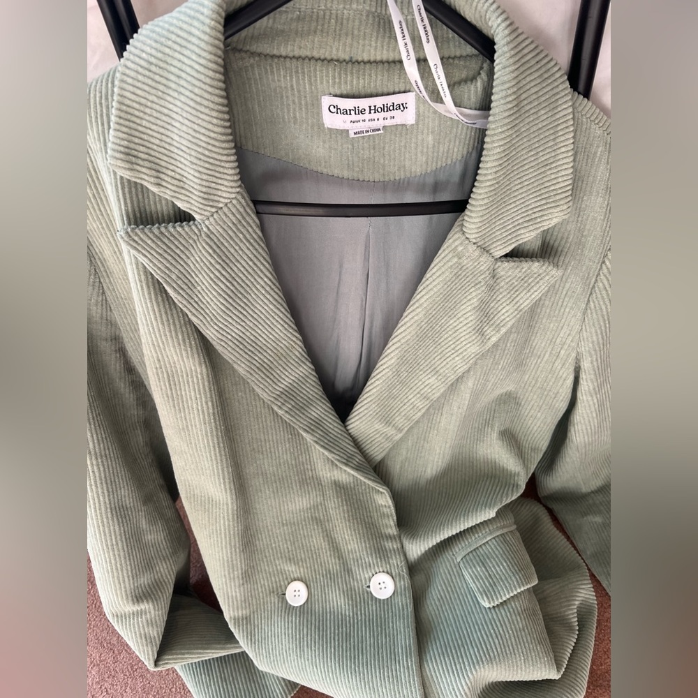 Gorgeous green Charlie holiday corduroy blazer
